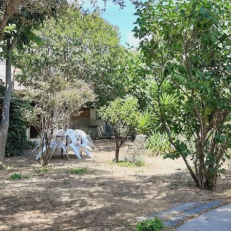 Maison Lumineuse Et Spacieuse Avec Jardin Arbore Ла Валет-дю-Вар Екстериор снимка