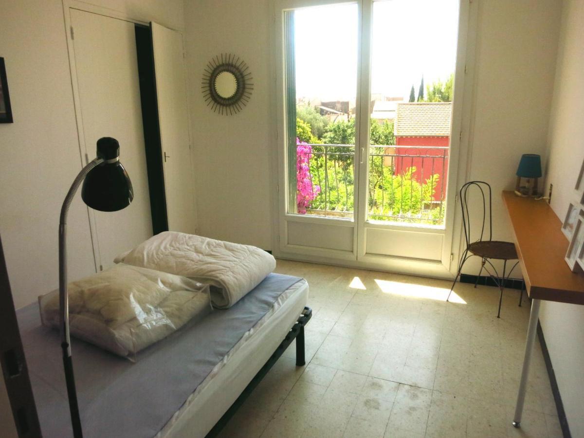 Maison Lumineuse Et Spacieuse Avec Jardin Arbore Ла Валет-дю-Вар Екстериор снимка