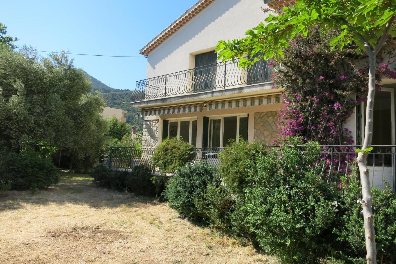 Maison Lumineuse Et Spacieuse Avec Jardin Arbore Ла Валет-дю-Вар Екстериор снимка